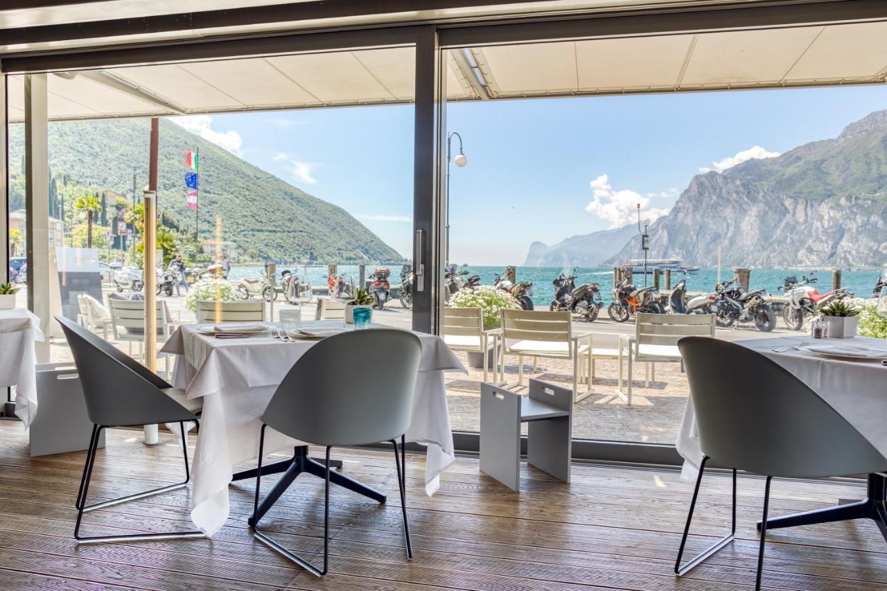 Hotel Lago Di Garda Nago Esterno foto