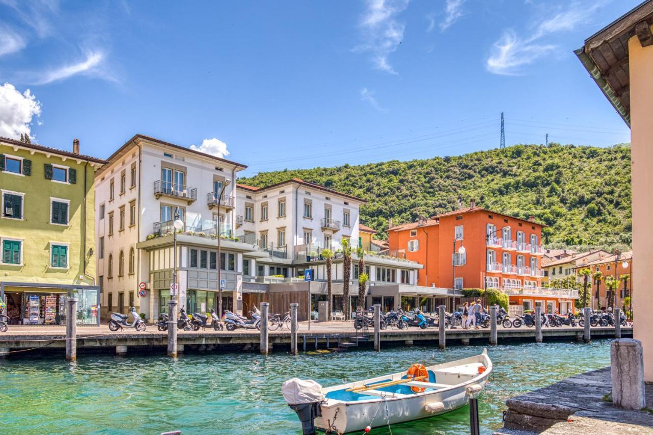 Hotel Lago Di Garda Nago Esterno foto