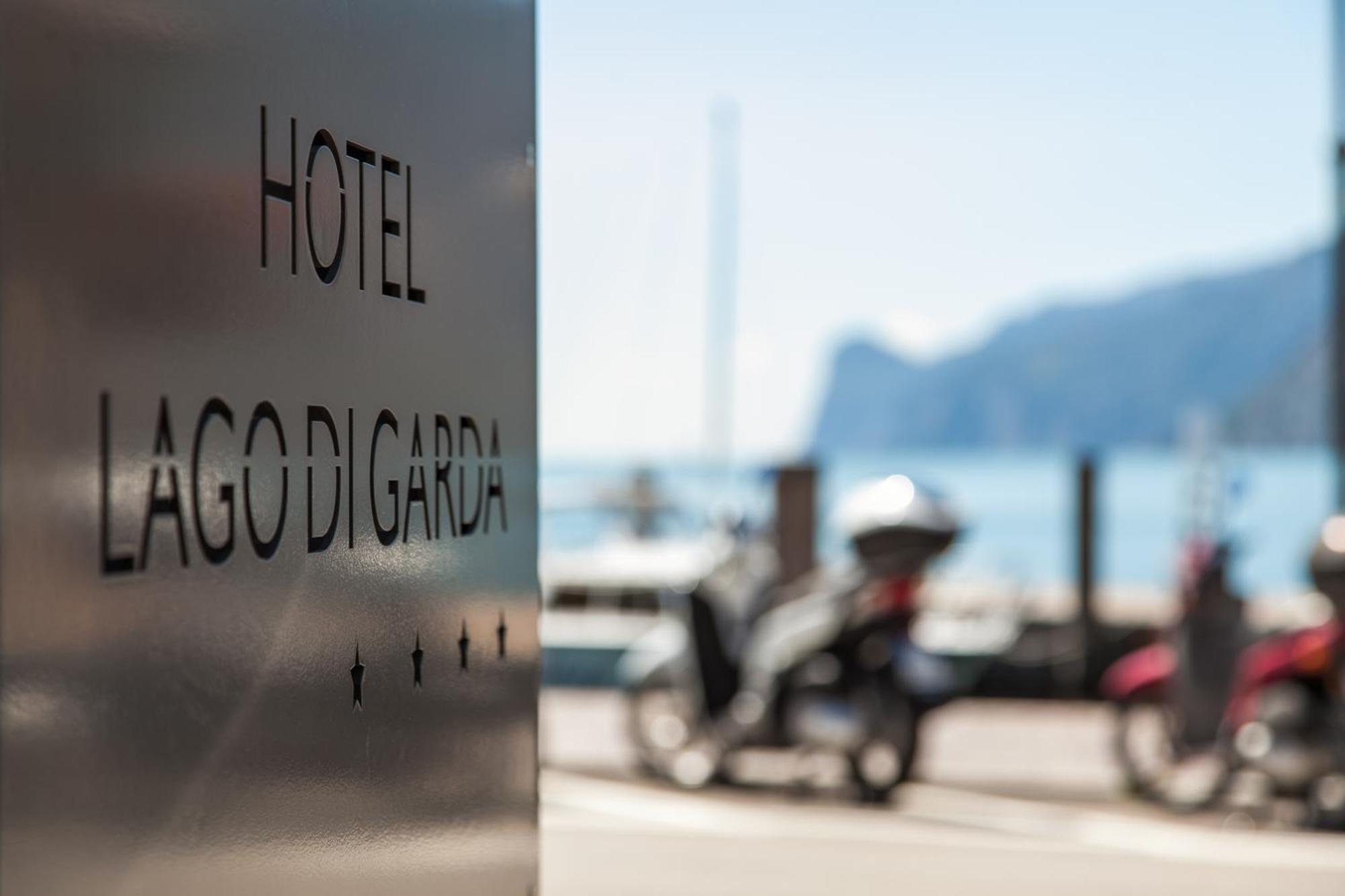 Hotel Lago Di Garda Nago Esterno foto