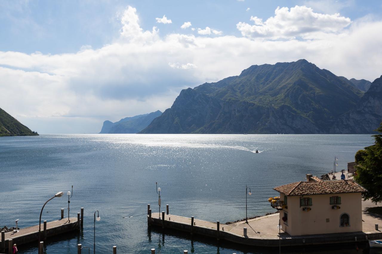 Hotel Lago Di Garda Nago Esterno foto